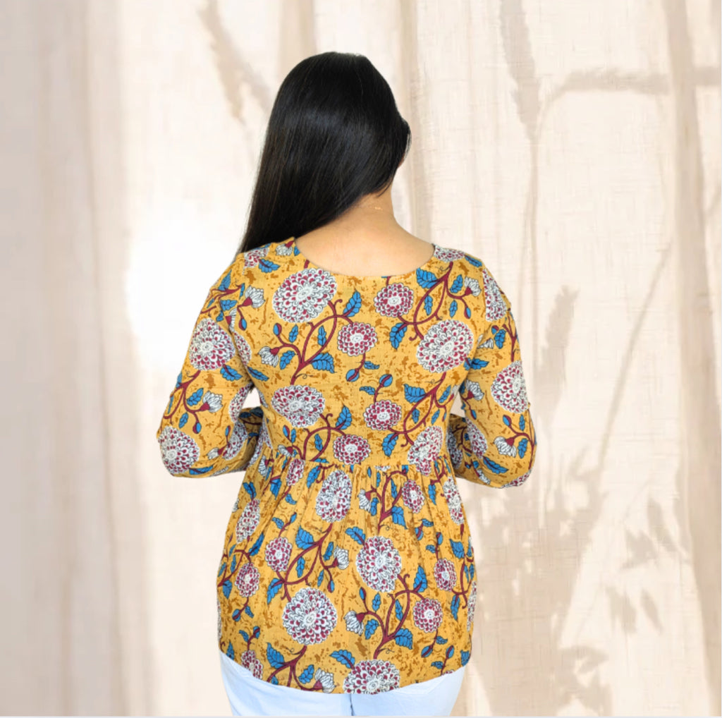 Amaltas Bloom Kurti