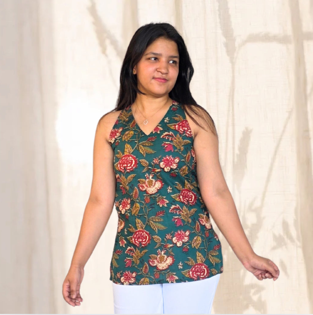 Gulaab Baagh Halter Kurti