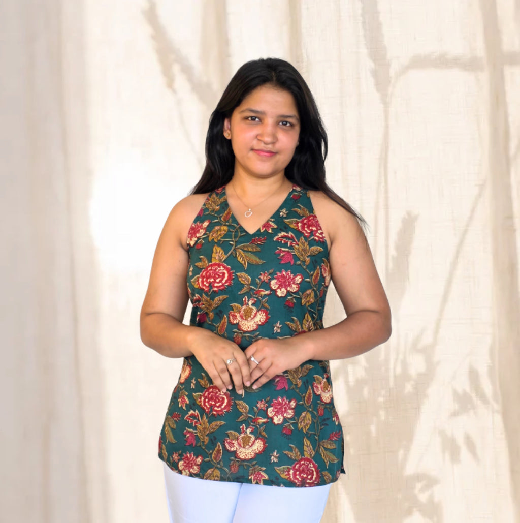 Gulaab Baagh Halter Kurti